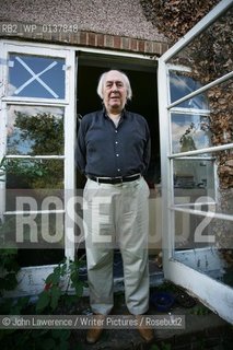 Author J G Ballard at his home in Shepperton, Surrey.  07/09/06..Copyright©John Lawerence/Writer Pictures/Rosebud2