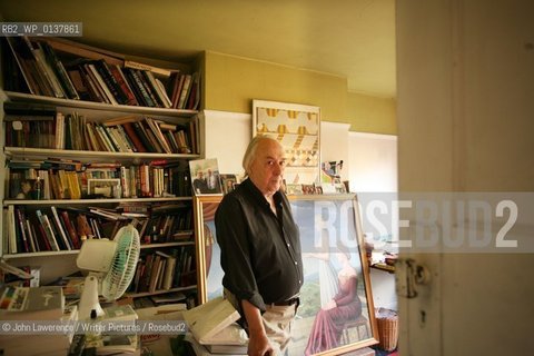 Author J G Ballard at his home in Shepperton, Surrey.  07/09/06..Copyright©John Lawerence/Writer Pictures/Rosebud2