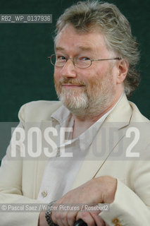 Scottish  writer Iain Banks, author of The Bridge, The Wasp Factory and Matter, at the Edinburgh International Book Festival...Copyright©Pascal Saez/Writer Pictures/Rosebud2