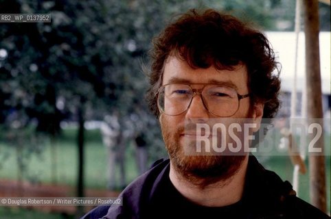 Writer Iain Banks at the Edinburgh International Book Festival..Circa 1993..Copyright©Douglas Robertson/Writer Pictures/Rosebud2