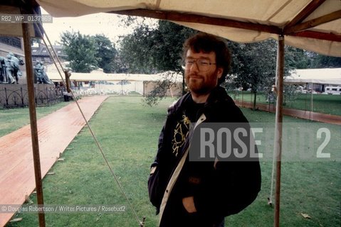 Writer Iain Banks at the Edinburgh International Book Festival..Circa 1993..Copyright©Douglas Robertson/Writer Pictures/Rosebud2