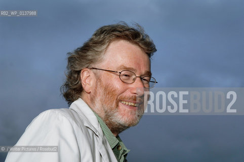 Author Iain Banks, pictured at Edinburghs Book Festival in 2005..copyright©/Writer Pictures/Rosebud2