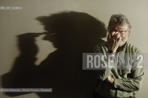 Author Iain Banks, pictured at Edinburghs Balmoral Hotel 15/01/08..copyright©Colin Hattersley/Writer Pictures/Rosebud2