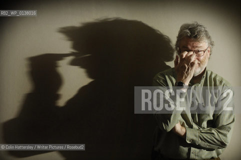 Author Iain Banks, pictured at Edinburghs Balmoral Hotel 15/01/08..copyright©Colin Hattersley/Writer Pictures/Rosebud2