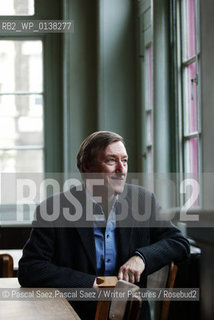 British writer Julian Barnes at the Edinburgh International Book Festival 2005..Copyright©Pascal Saez.Pascal Saez/Writer Pictures/Rosebud2