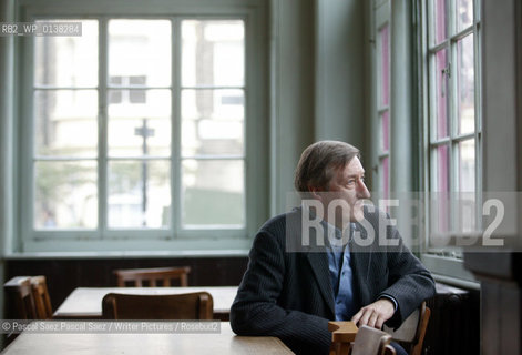 British writer Julian Barnes at the Edinburgh International Book Festival 2005..Copyright©Pascal Saez.Pascal Saez/Writer Pictures/Rosebud2