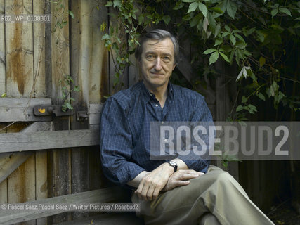 British writer Julian Barnes at the Edinburgh International Book Festival 2005..Copyright©Pascal Saez.Pascal Saez/Writer Pictures/Rosebud2