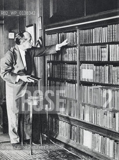 J M Barrie in his Living room, No 3 Aldelphi Terrace..copyright©nmg/Writer Pictures/Rosebud2