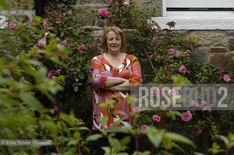 The Scotsman Magazine, author and newspaper columnist Nicola Barry, pictured at her home in Colinton, Edinb©Writer Pictures/Rosebud2