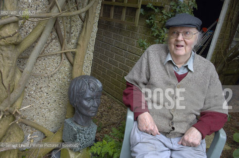 John Bayley  the writer and former husband of Iris Murdoch at home in Oxfordshire...Copyright©Geraint Lewis/Writer Pictures/Rosebud2