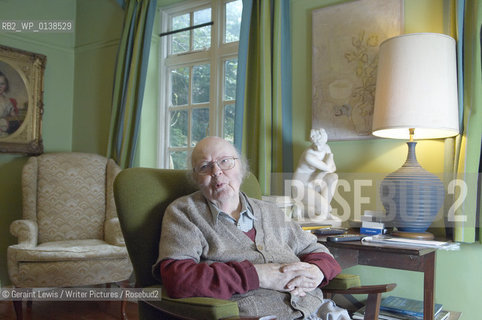 John Bayley  the writer and former husband of Iris Murdoch at home in Oxfordshire...Copyright©Geraint Lewis/Writer Pictures/Rosebud2