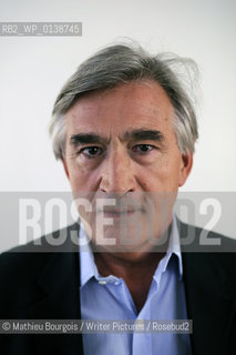 Antony Beevor..copyright©Mathieu Bourgois/Writer Pictures/Rosebud2