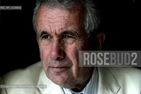 Martin Bell the former MP and War Correspondent..copyright©Stuart Clarke/Writer Pictures/Rosebud2