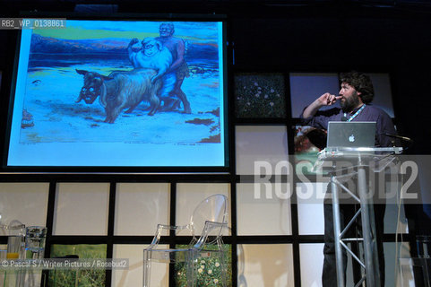 20 August 2005-Edinburgh,UK- British cartoonist Steve Bell. Steve Bells acclaimed political satire work appears regularly in the daily newspaper The Guardian.Here at the Edinburgh International Book Festival 2005..Copyright©Pascal S/Writer Pictures/Rosebud2