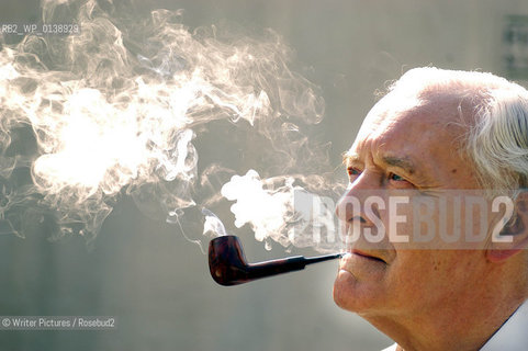 
©Writer Pictures/Rosebud2