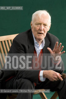 Tony Benn  at The Edinburgh Book Festival 2008. ....copyright©Geraint Lewis/Writer Pictures/Rosebud2