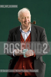 Tony Benn  at The Edinburgh Book Festival 2008. ....copyright©Geraint Lewis/Writer Pictures/Rosebud2