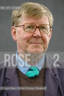 Alan Bennett, british writer ( his latest novel is The Uncommon Reader) and playwright, here at the Edinburgh International Book Festival 2007. ..Copyright©Pascal Saez/Writer Pictures/Rosebud2