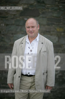 Louis de Bernieres at the Wigtown Book Festival, 2007.copyright©Angus Bremner/Writer Pictures/Rosebud2