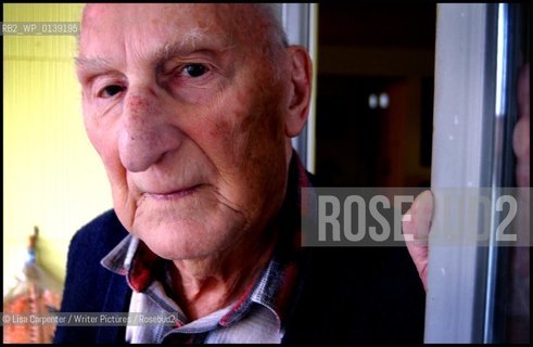 Harry Bernstein..copyright©Lisa Carpenter/Writer Pictures/Rosebud2