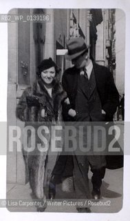 Harry Bernstein, author of The Invisible Wall .Collect photo of Harry and his family..copyright©Lisa Carpenter/Writer Pictures/Rosebud2