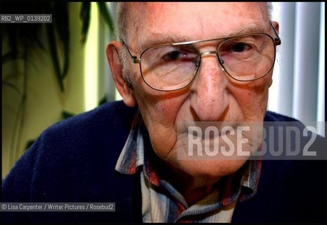 Harry Bernstein..copyright©Lisa Carpenter/Writer Pictures/Rosebud2