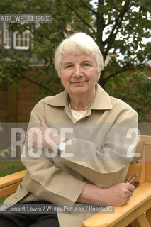 Dame Elizabeth Blackadder Scottish Artist .Picture Copyright©Geraint Lewis/Writer Pictures/Rosebud2