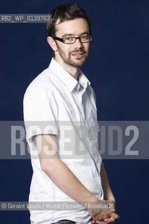Steve Bloomfield, writer and journalist, at the 2010 Edinburgh International Book Festival, August 26, 2010. .Copyright©Geraint Lewis/Writer Pictures/Rosebud2