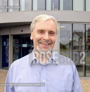 Stephen Booth who wrote Black Dog, Dancing with the Virgins amongst others..copyright©Kevin Walsh/Writer Pictures/Rosebud2