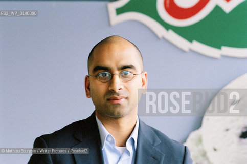  Randy Boyagoda..copyright©Mathieu Bourgois/Writer Pictures/Rosebud2