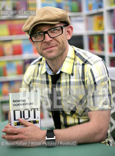 Jason Bradby, Presenter of The Gadget Show on chanel 5, with his book Dot Robot. ..©Rosie Hallam/Writer Pictures/Rosebud2