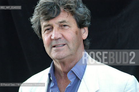 14 august 2004 - Edinburgh, UK - British broadcaster, writer and novelist Melvyn Bragg.at the Edinburgh International Book festival 2004..©Pascal Saez/Writer Pictures/Rosebud2