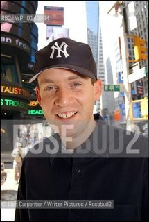 Oliver Burkeman..copyright©Lisa Carpenter/Writer Pictures/Rosebud2