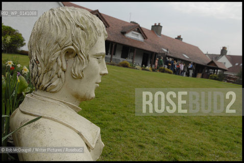 Robert Burns..copyright©Rob McDougall/Writer Pictures/Rosebud2