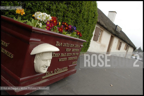 Robert Burns..copyright©Rob McDougall/Writer Pictures/Rosebud2
