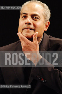 George Alagiah @ Bath Lit Fest 2007
©Writer Pictures/Rosebud2