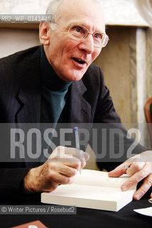 John Carey @ Bath Lit Fest 2007
©Writer Pictures/Rosebud2