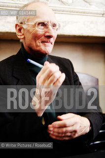 John Carey @ Bath Lit Fest 2007
©Writer Pictures/Rosebud2