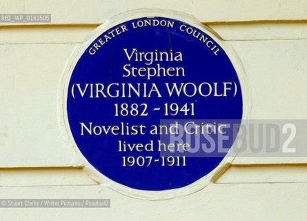 Blue Plaque: Virginia Stephen (Virginia Woolf) Novelist. Fitzroy Square. London W1.   ..copyright©Stuart Clarke/Writer Pictures/Rosebud2