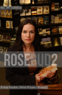 Man Booker Prize 2004.Sarah Hall..Copyright©Andy Paradise/Writer Pictures/Rosebud2