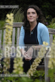 Bettany Hughes at Borders Book Festival, 23/06/07..©/Writer Pictures/Rosebud2