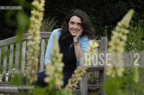 Bettany Hughes at Borders Book Festival, 23/06/07..©/Writer Pictures/Rosebud2