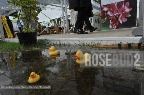 Borders Book Festival, Melrose 210608...copyright©Colin Hattersley/Writer Pictures/Rosebud2