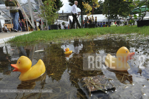 Borders Book Festival, Melrose 210608...copyright©Colin Hattersley/Writer Pictures/Rosebud2