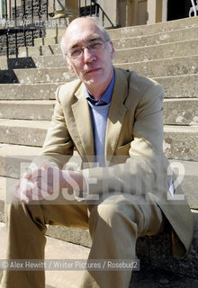 Iain Pears at the Borders Book Festival 2010..The festival runs from Thursday 17th June to Sunday 20th June.for further info please go to the website at www.bordersbookfestival.org or contact Nicky Stonehill on 07740 681 560 or nicky@stonehillsalt.co.uk..Copyright©Alex Hewitt/Writer Pictures/Rosebud2