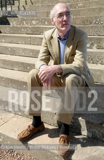 Iain Pears at the Borders Book Festival 2010..The festival runs from Thursday 17th June to Sunday 20th June.for further info please go to the website at www.bordersbookfestival.org or contact Nicky Stonehill on 07740 681 560 or nicky@stonehillsalt.co.uk..Copyright©Alex Hewitt/Writer Pictures/Rosebud2