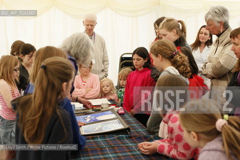 Events at the Borders Book Festival 2010..The festival runs from Thursday 17th June to Sunday 20th June.for further info please go to the website at www.bordersbookfestival.org or contact Nicky Stonehill on 07740 681 560 or nicky@stonehillsalt.co.uk..Copyright©Lloyd Smith/Writer Pictures/Rosebud2