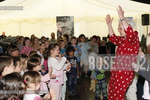Events at the Borders Book Festival 2010..The festival runs from Thursday 17th June to Sunday 20th June.for further info please go to the website at www.bordersbookfestival.org or contact Nicky Stonehill on 07740 681 560 or nicky@stonehillsalt.co.uk..Copyright©Lloyd Smith/Writer Pictures/Rosebud2
