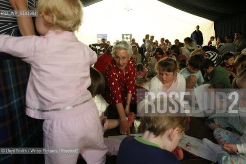 Events at the Borders Book Festival 2010..The festival runs from Thursday 17th June to Sunday 20th June.for further info please go to the website at www.bordersbookfestival.org or contact Nicky Stonehill on 07740 681 560 or nicky@stonehillsalt.co.uk..Copyright©Lloyd Smith/Writer Pictures/Rosebud2