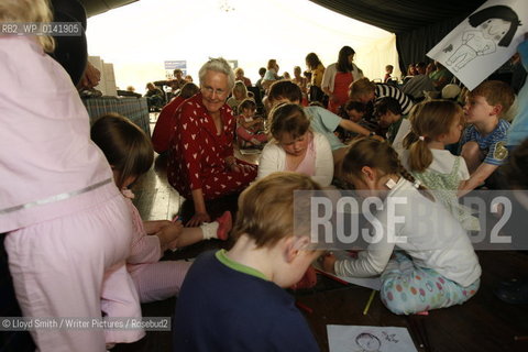 Events at the Borders Book Festival 2010..The festival runs from Thursday 17th June to Sunday 20th June.for further info please go to the website at www.bordersbookfestival.org or contact Nicky Stonehill on 07740 681 560 or nicky@stonehillsalt.co.uk..Copyright©Lloyd Smith/Writer Pictures/Rosebud2